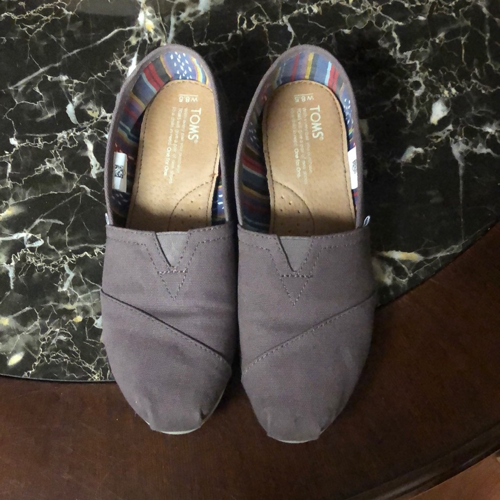 Toms grey size 8.5
